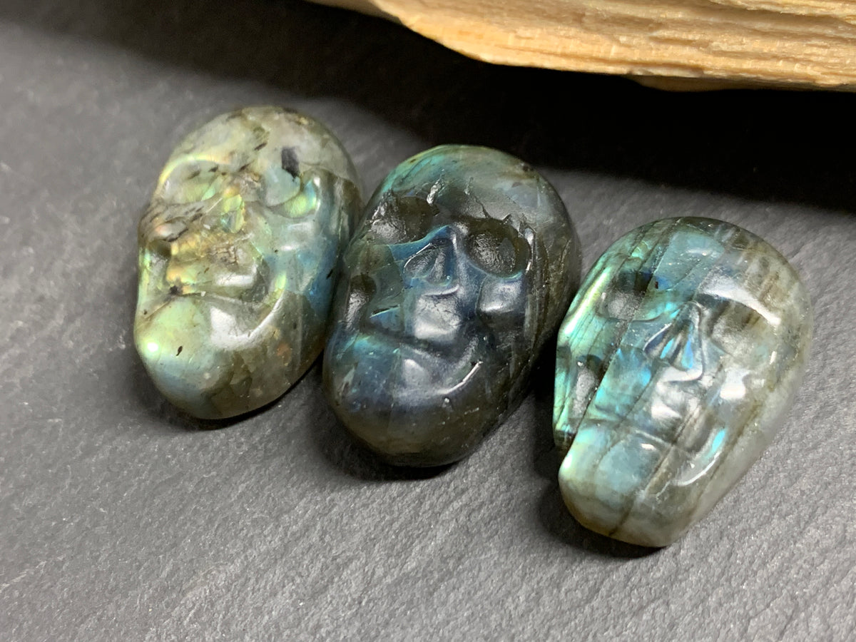 Labradorite Skull Carving 22mm long Blue-Green Flash Crystal Skull, Witchy Jewelry