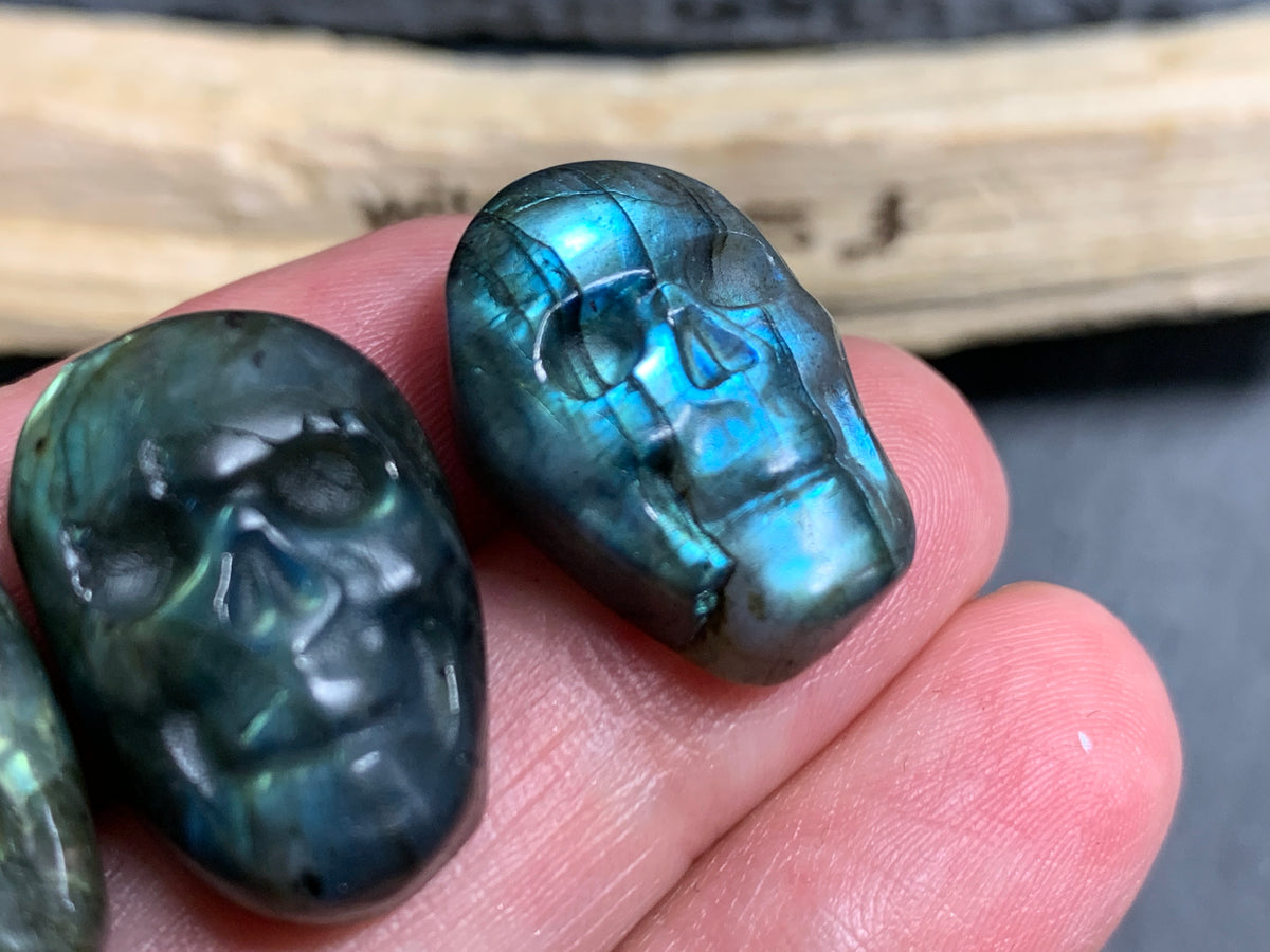 Labradorite Skull Carving 22mm long Blue-Green Flash Crystal Skull, Witchy Jewelry