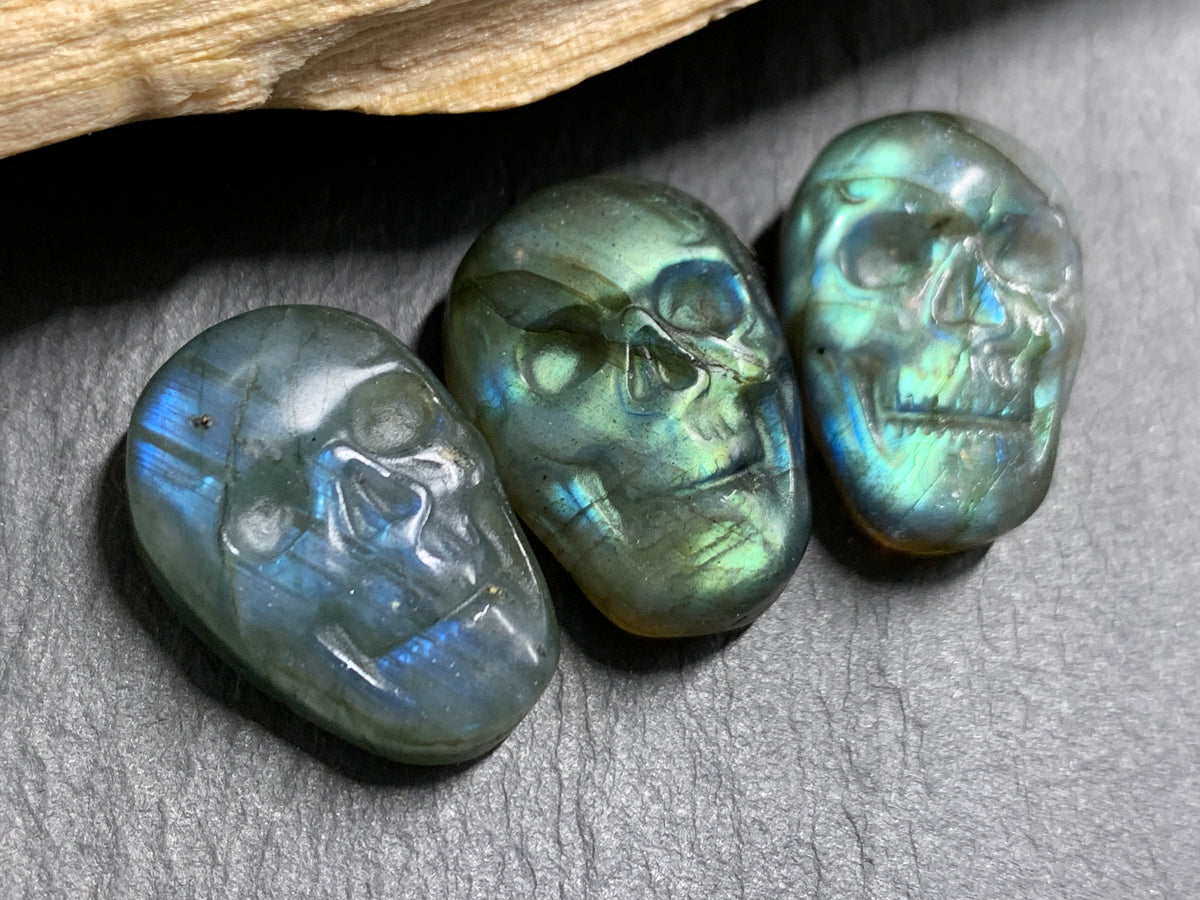 Labradorite Skull Carving 22mm long Blue-Green Flash Crystal Skull, Witchy Jewelry