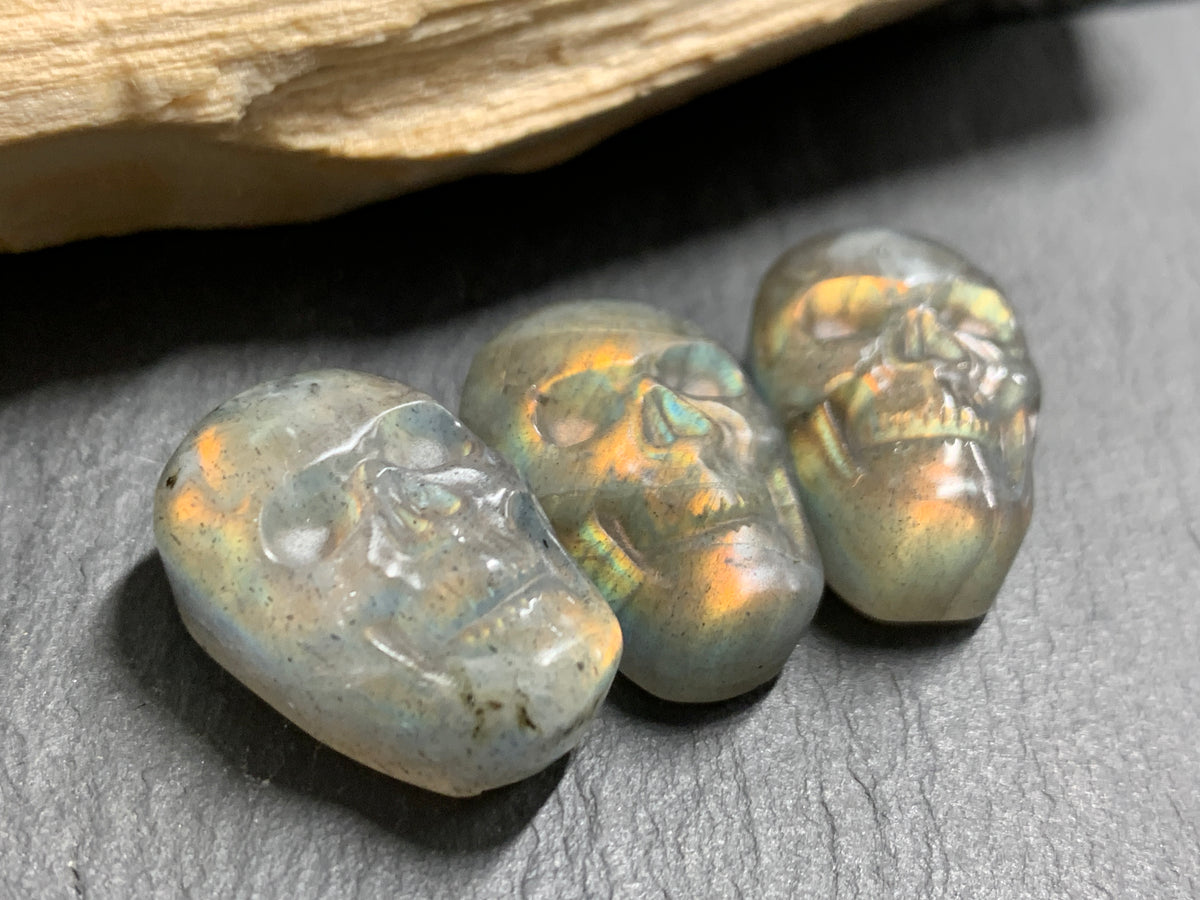 Labradorite Skull Carving 22mm, Crystal Skull, Gothic Crystal Decor