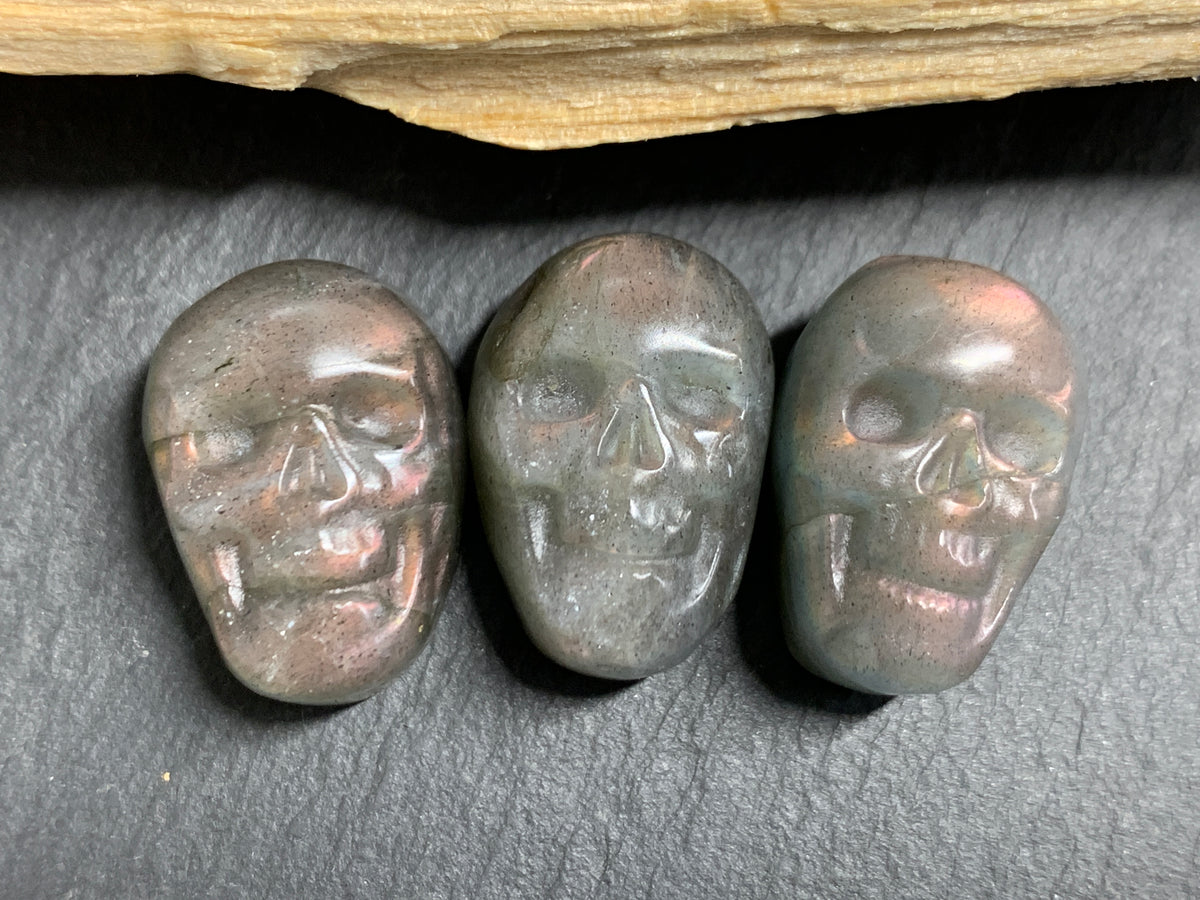 Labradorite Skull Carving 22mm, Pink Flash Crystal Skull, Gothic Crystal Decor