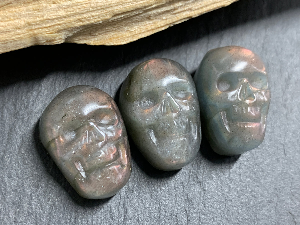 Labradorite Skull Carving 22mm, Pink Flash Crystal Skull, Gothic Crystal Decor