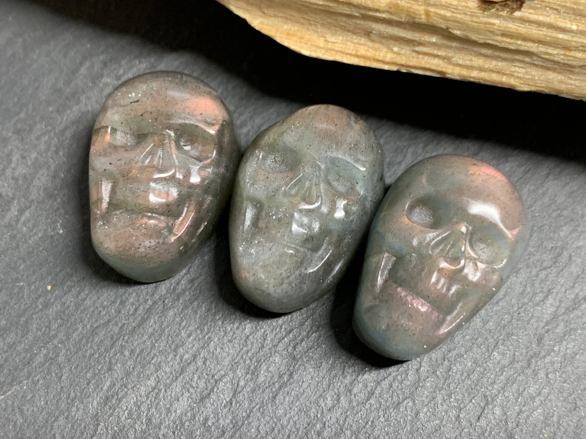 Labradorite Skull Carving 22mm, Pink Flash Crystal Skull, Gothic Crystal Decor