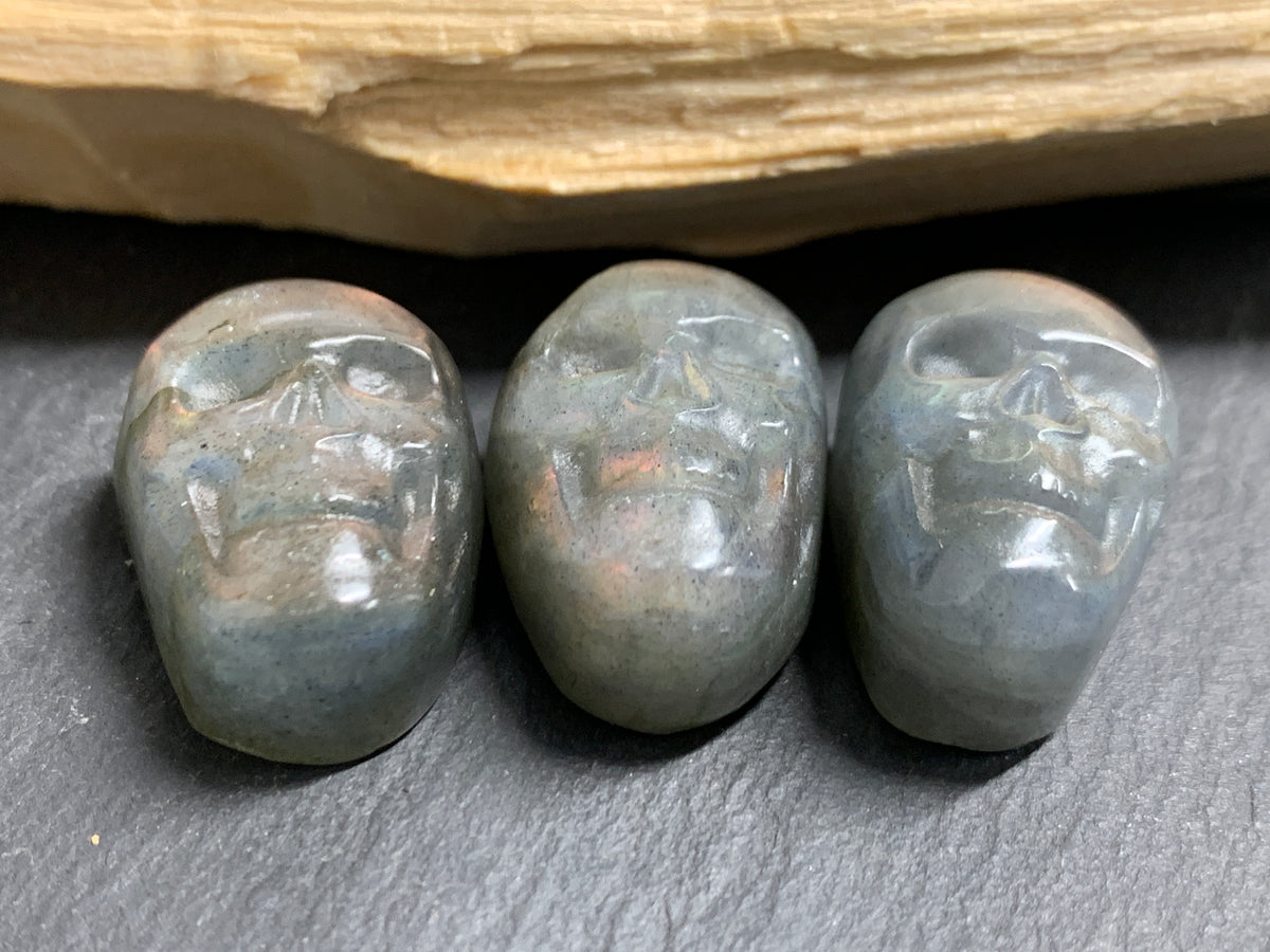 Labradorite Skull Carving 22mm, Pink Flash Crystal Skull, Gothic Crystal Decor