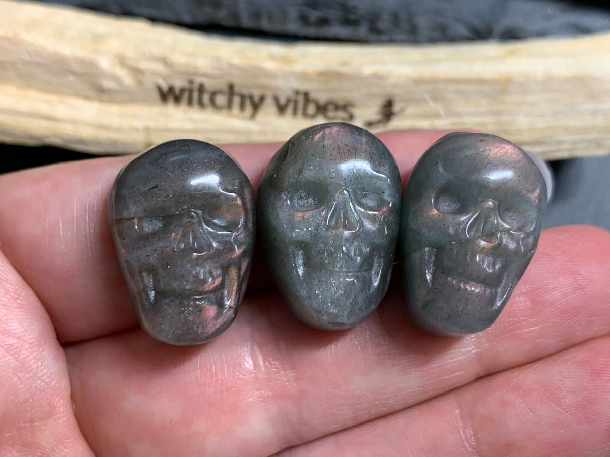 Labradorite Skull Carving 22mm, Pink Flash Crystal Skull, Gothic Crystal Decor