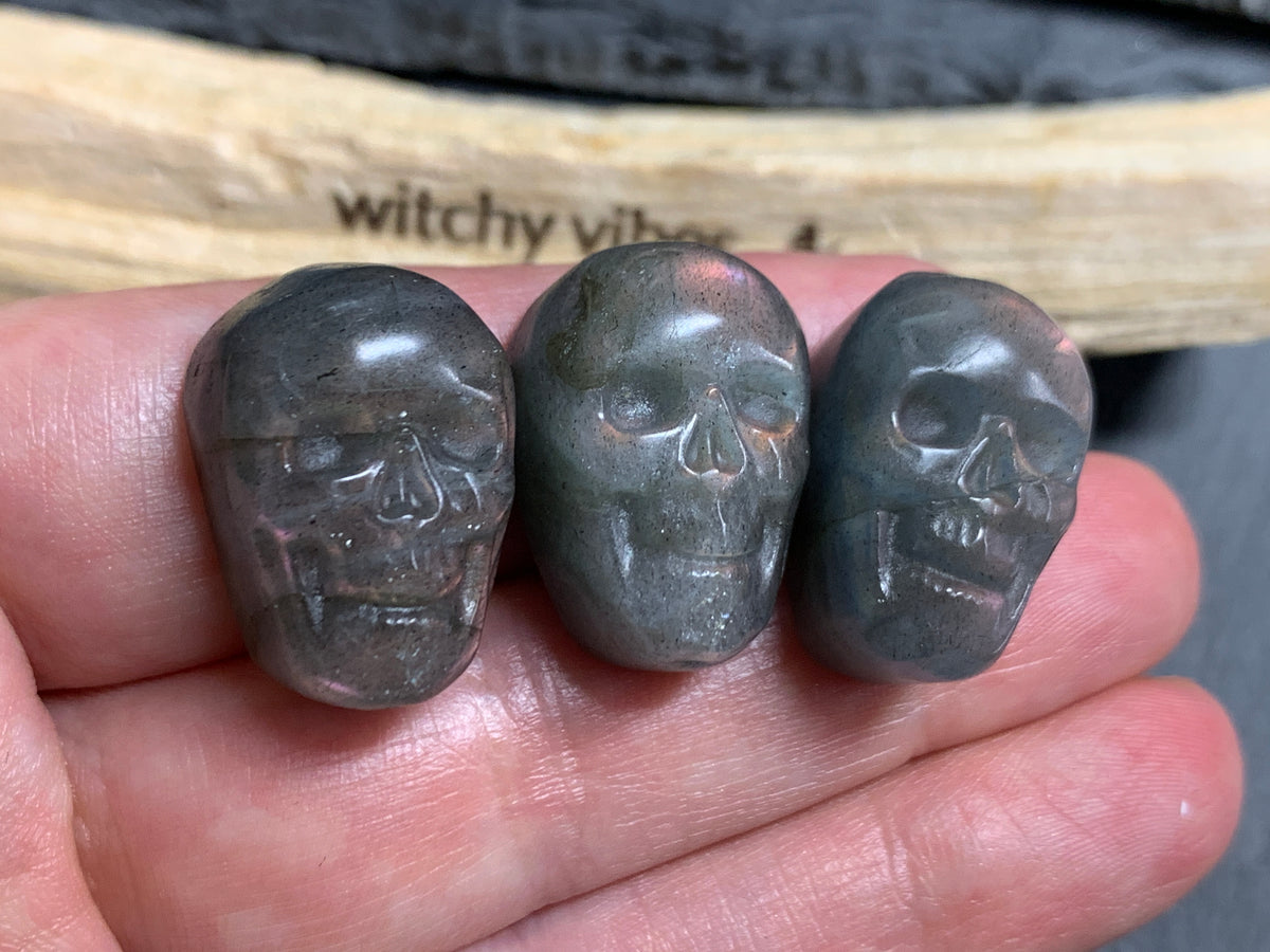 Labradorite Skull Carving 22mm, Pink Flash Crystal Skull, Gothic Crystal Decor
