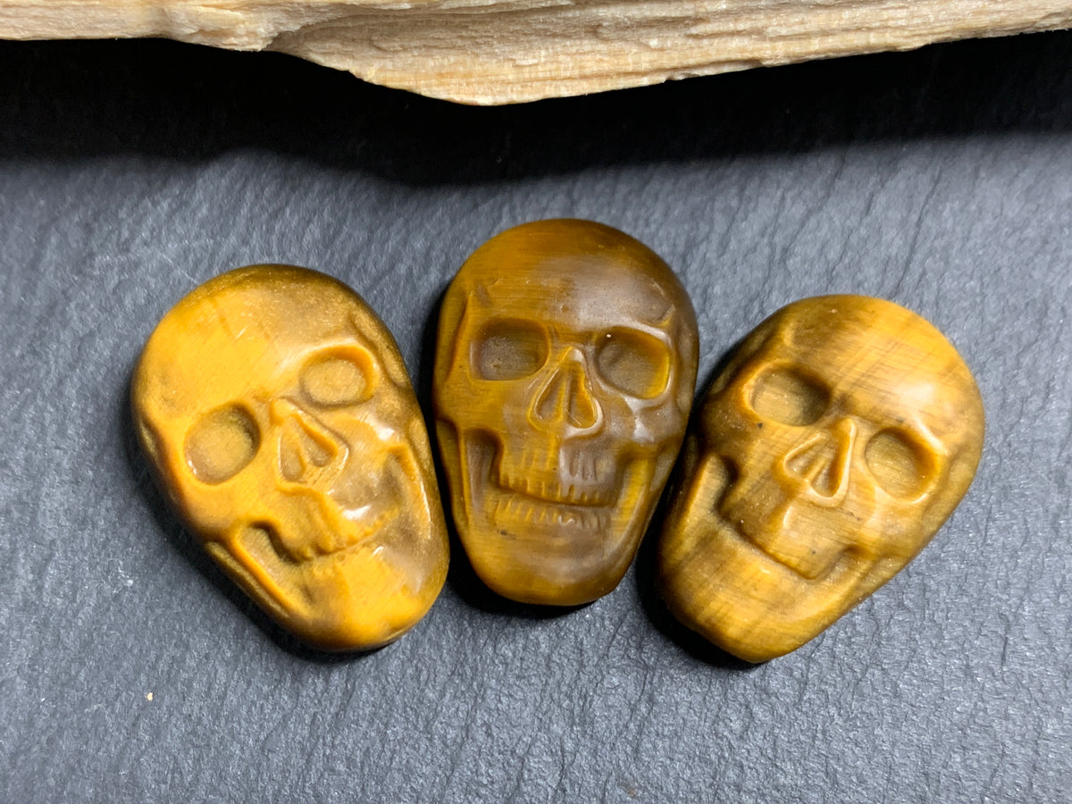 Natural Tiger Eye Skull Cabochon 15x22mm – Polished Carved Gemstone Skull for Jewelry Making