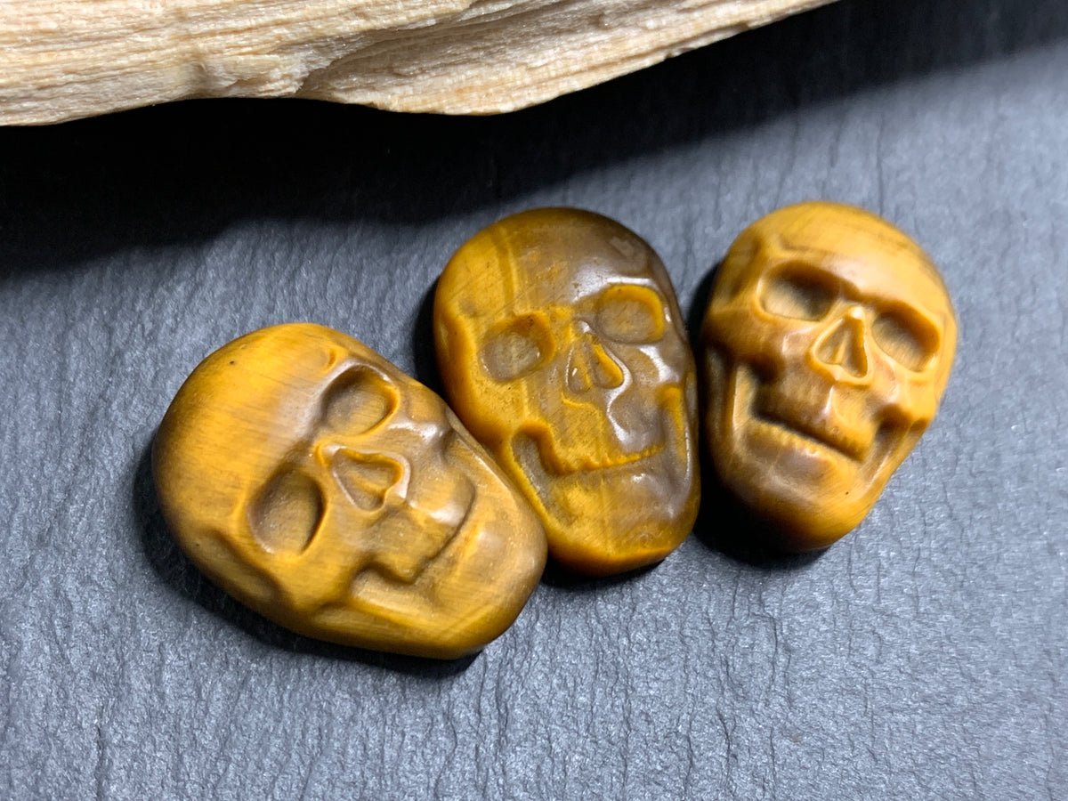 Natural Tiger Eye Skull Cabochon 15x22mm – Polished Carved Gemstone Skull for Jewelry Making