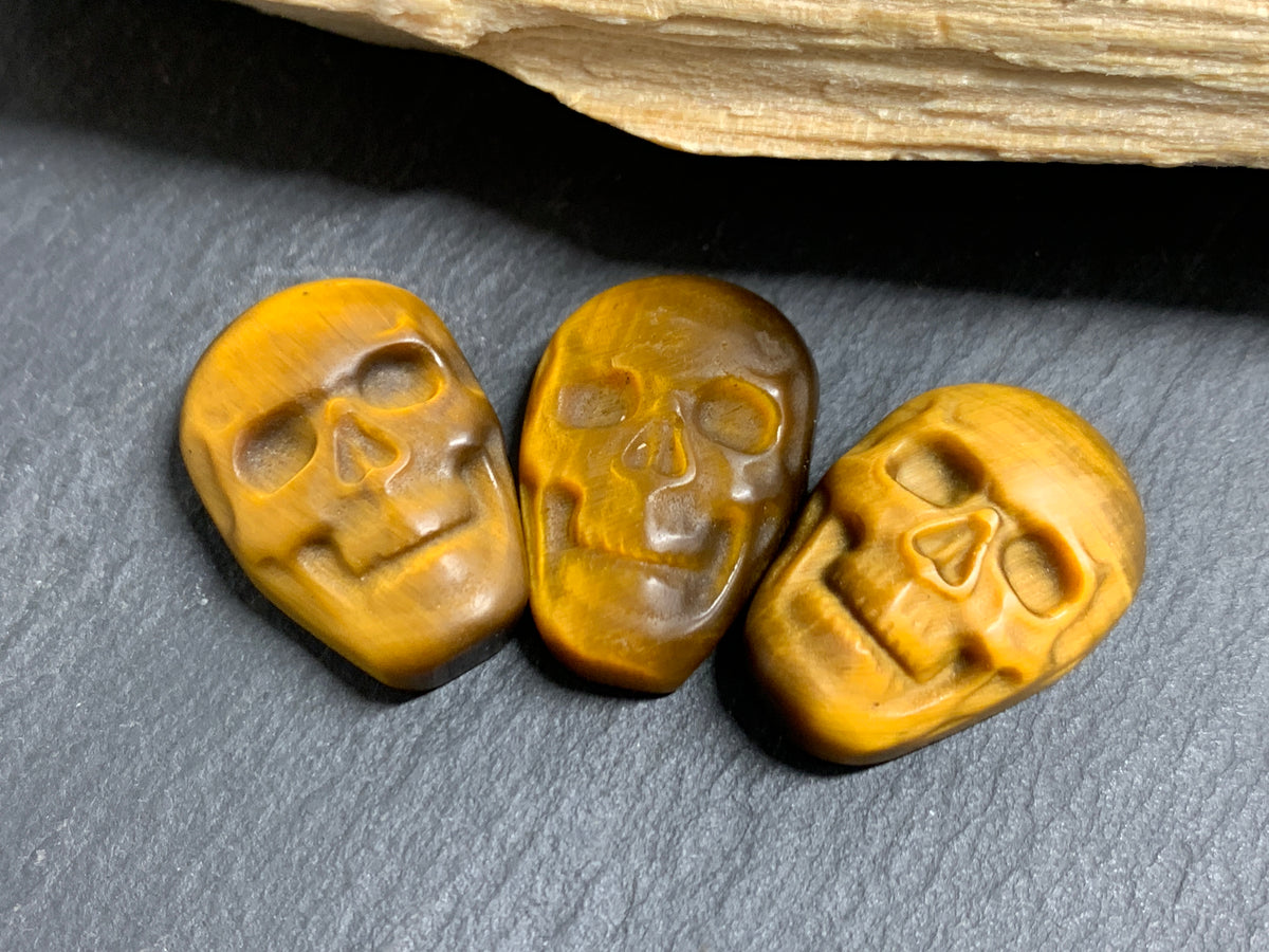 Natural Tiger Eye Skull Cabochon 15x22mm – Polished Carved Gemstone Skull for Jewelry Making