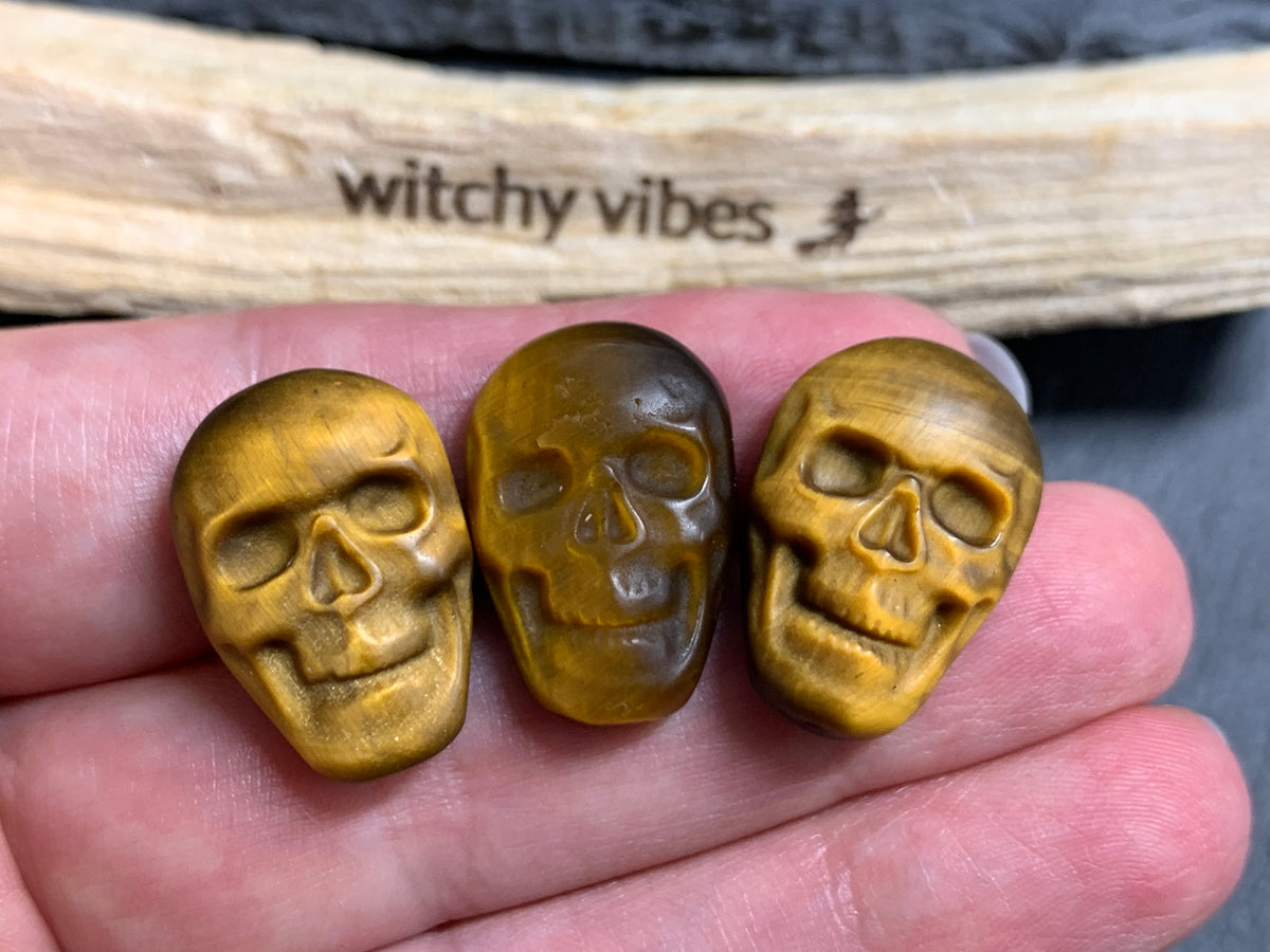 Natural Tiger Eye Skull Cabochon 15x22mm – Polished Carved Gemstone Skull for Jewelry Making