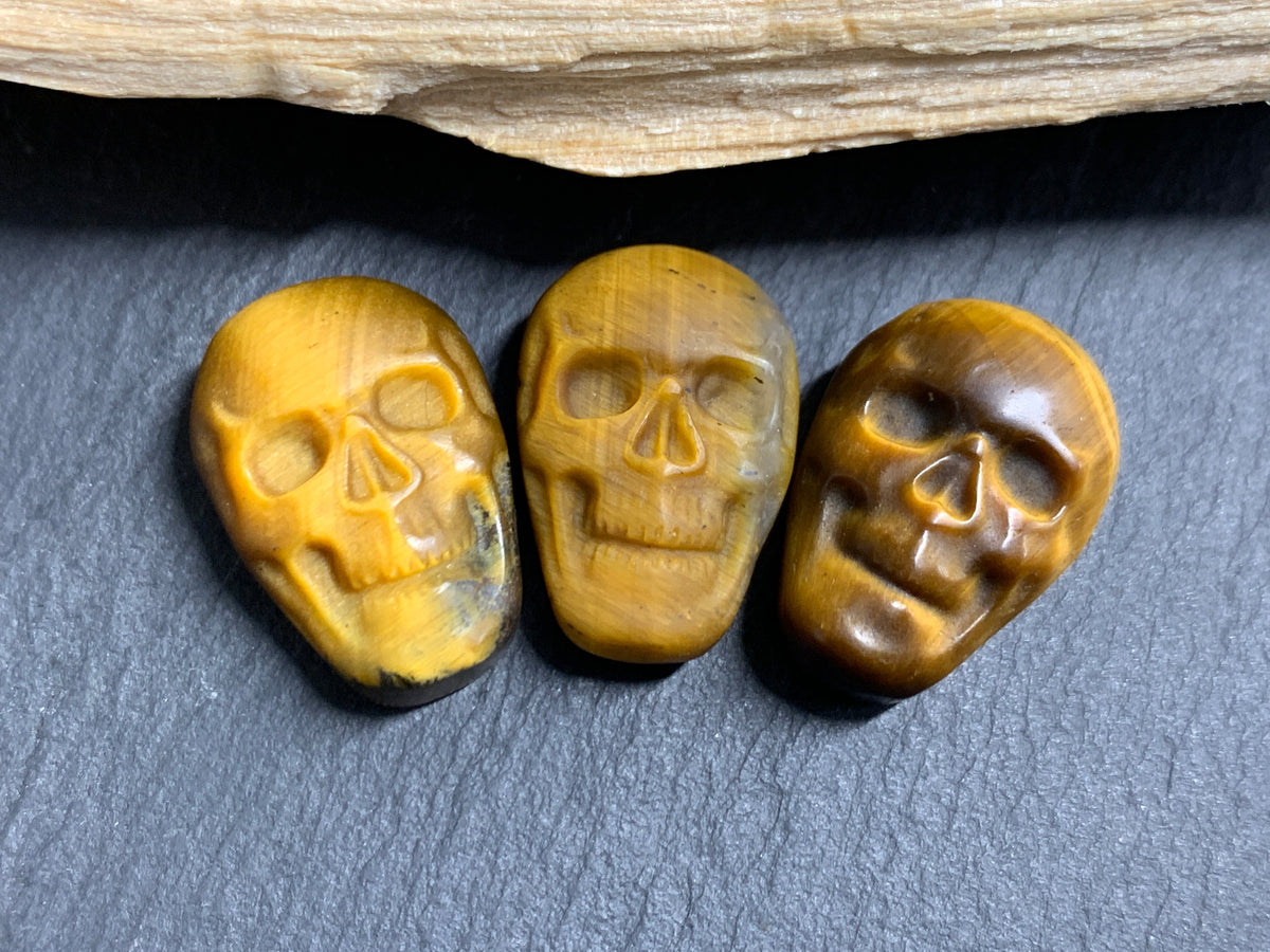 Natural Tiger Eye Skull Cabochon 15x22mm – Polished Carved Gemstone Skull for Jewelry Making