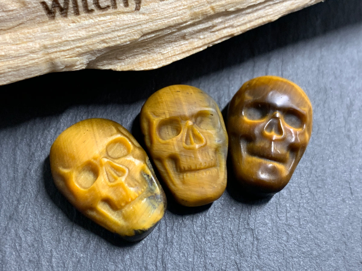 Natural Tiger Eye Skull Cabochon 15x22mm – Polished Carved Gemstone Skull for Jewelry Making