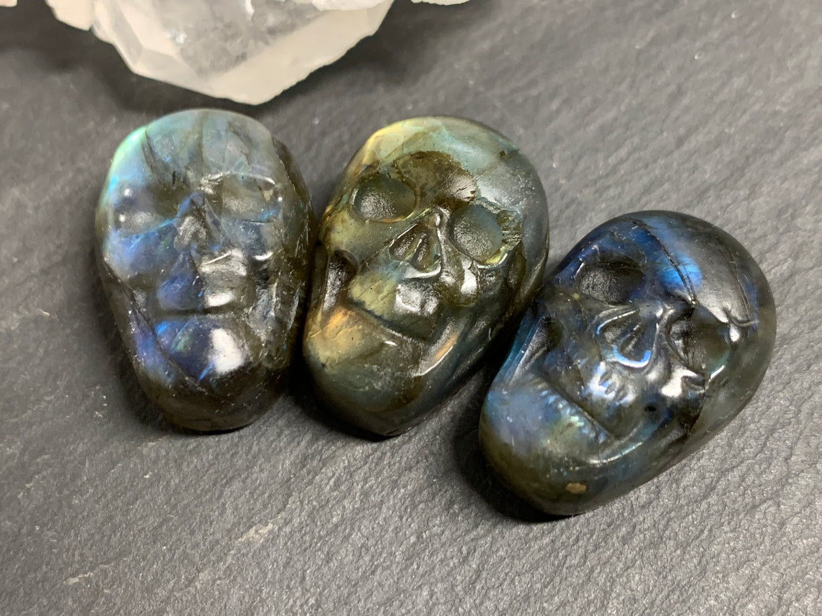 Labradorite Skull Carving 22mm long Blue-Green Flash Crystal Skull, Witchy Jewelry
