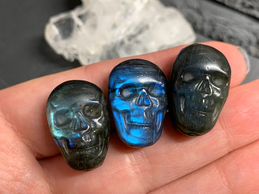 Labradorite Skull Carving 22mm long Blue-Green Flash Crystal Skull, Witchy Jewelry