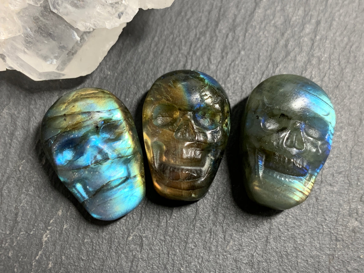 Labradorite Skull Carving 22mm long Blue - Green Flash Crystal Skull, Witchy Jewelry