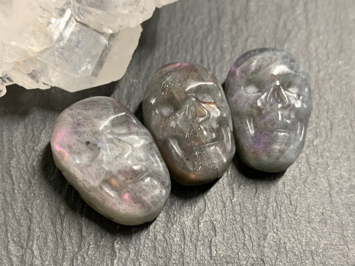 Labradorite Skull Carving 22mm long Blue - Green Flash Crystal Skull, Witchy Jewelry