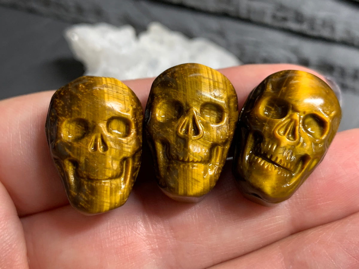 Natural Tiger Eye Skull Cabochon 15x22mm – Polished Carved Gemstone Skull for Jewelry Making