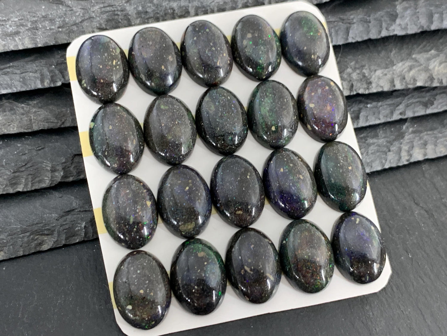 Andamooka Black Opal 13x18mm Cabochon: Oval Matrix Opal