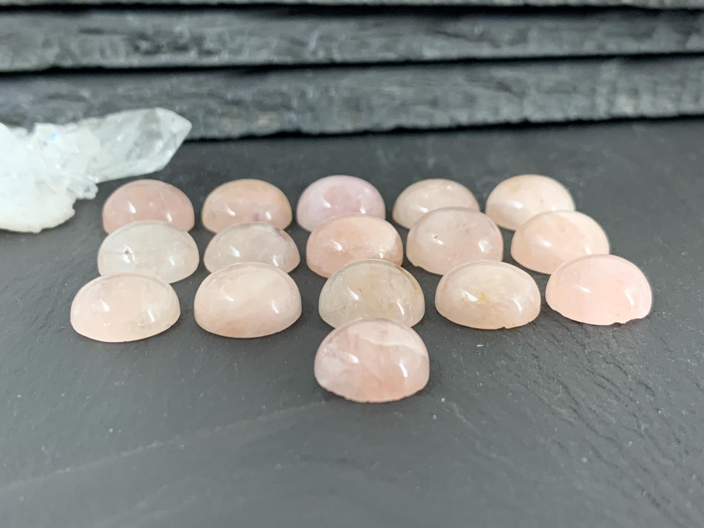 Morganite round 12mm cabochon - Calibrated cabochons