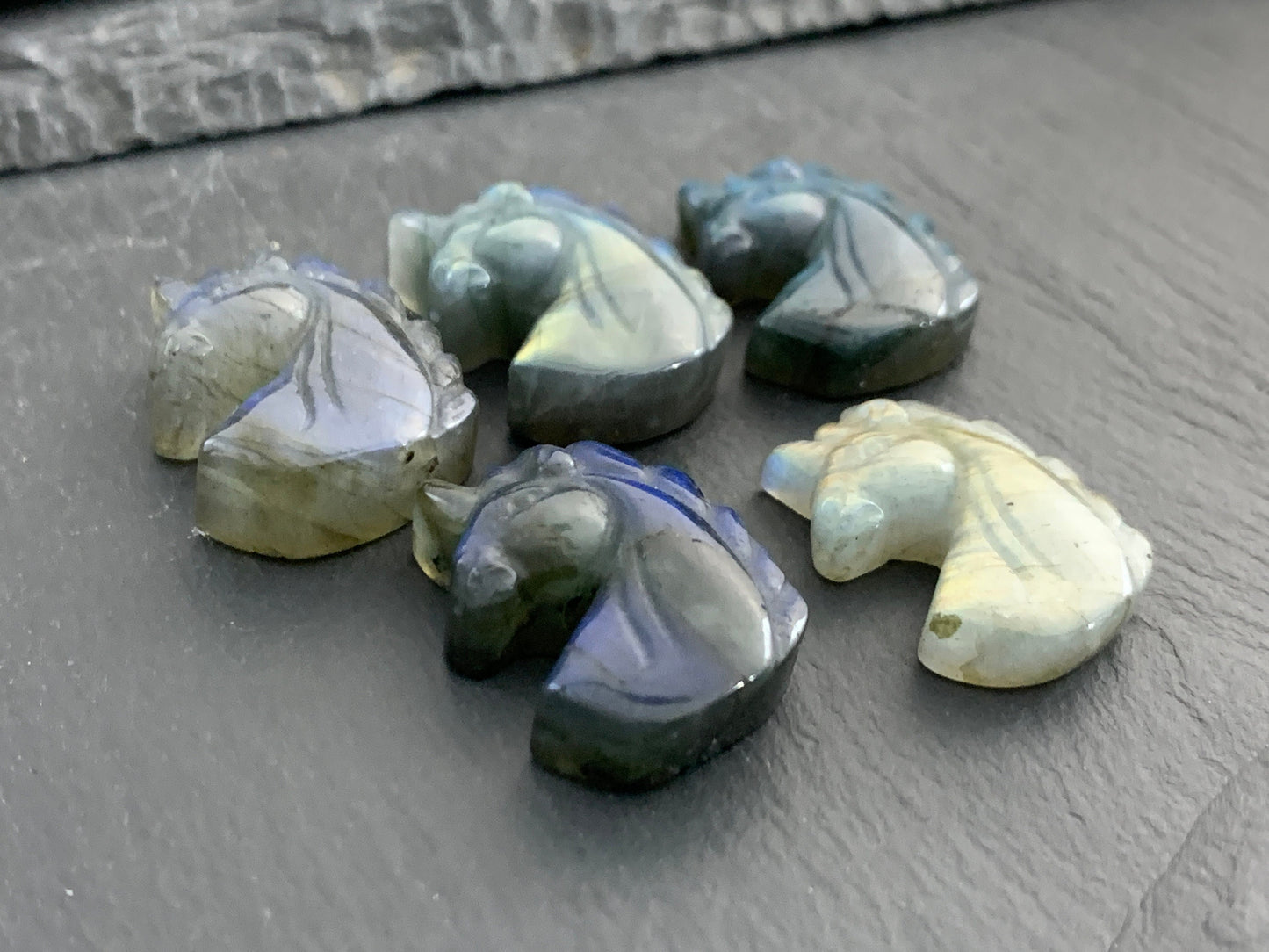 Labradorite Unicorn 18x24mm Cabochon - Labradorite carving