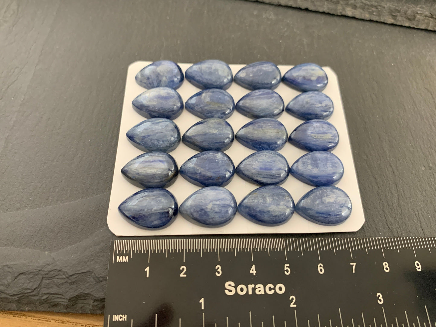 Kyanite pear 13x18mm cabochon - Calibrated cabochons