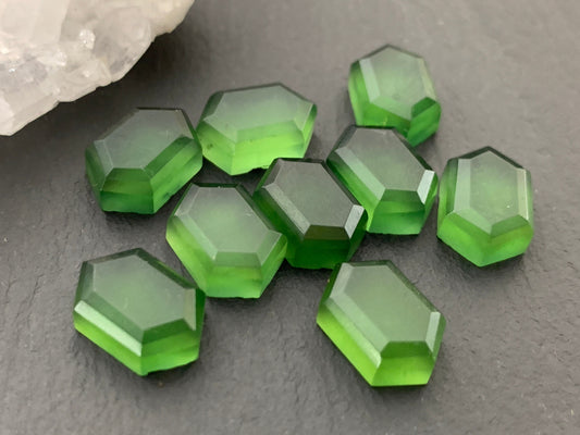 Faceted Serpentine long hexagon 8x12mm cabochon