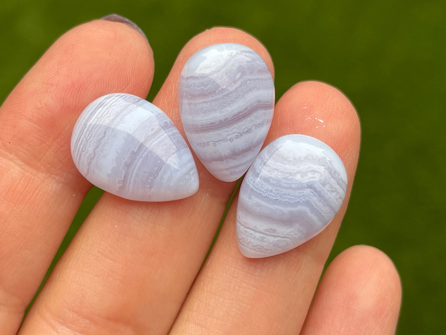 Blue Lace Agate 13x18mm cabochon - Calibrated cabochons