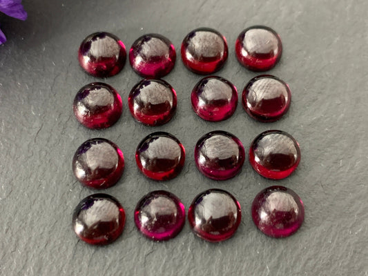 Natural Garnet round 6mm cabochon