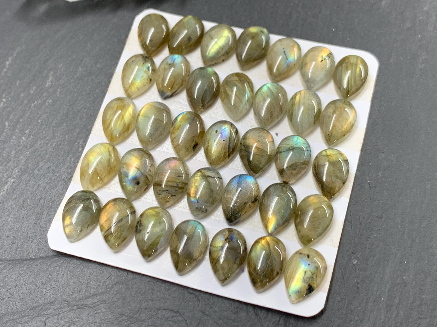 Labradorite pear 8x12mm cabochon - Calibrated cabochons *