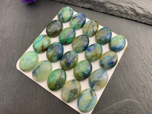 Chrysocolla Quartz oval 12x16mm cabochon - Calibrated cabochons