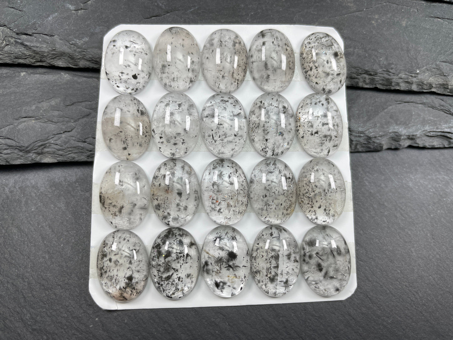 Super 7 oval 13x18mm cabochon - Calibrated cabochons