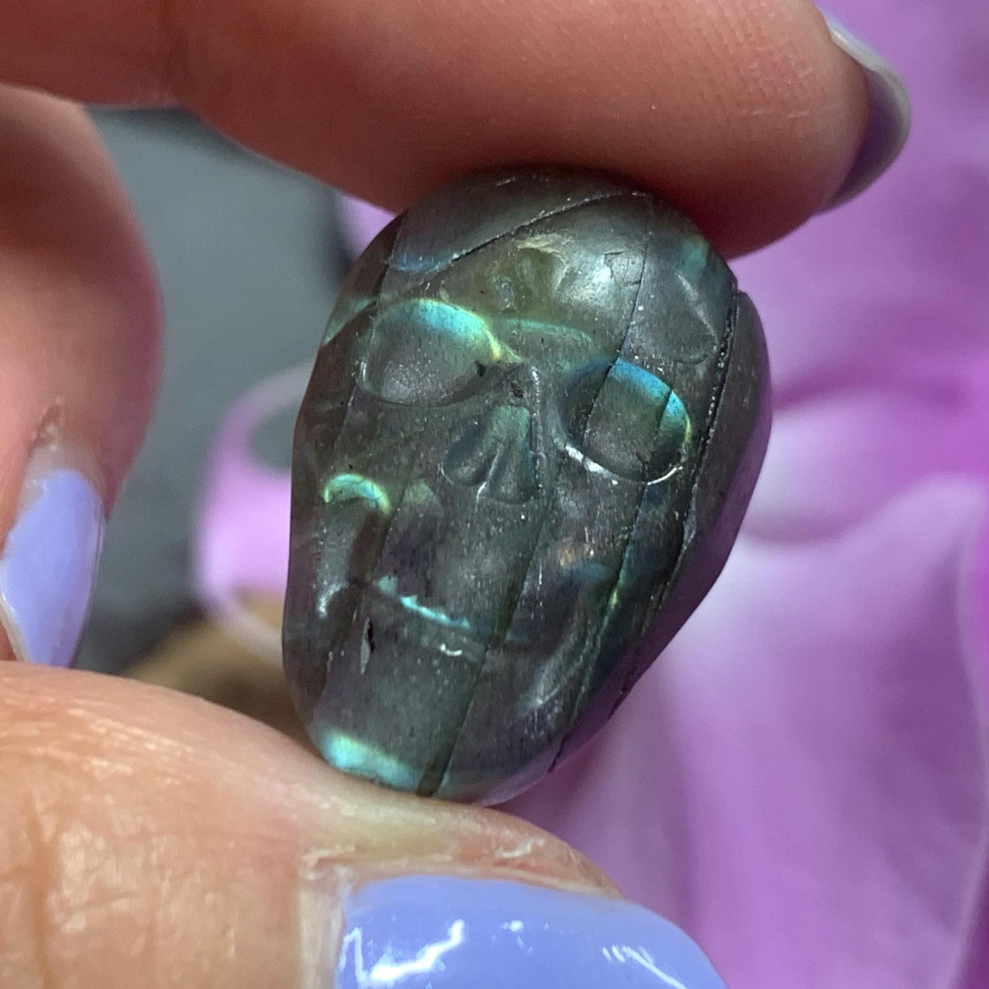 Natural Labradorite Skull, Rainbow Flash Crystal Carving 15x22mm