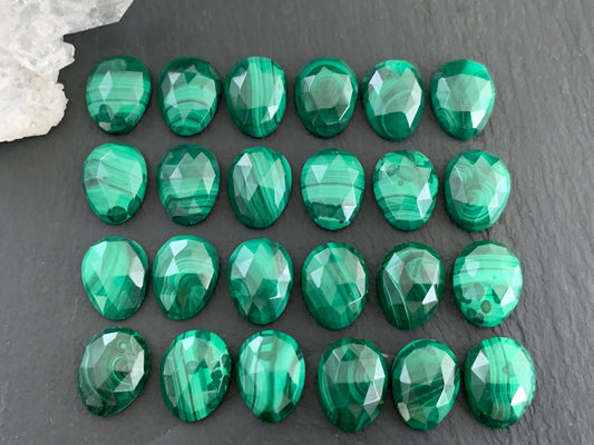 Faceted Malachite 10x14mm cabochon - Calibrated cabochons