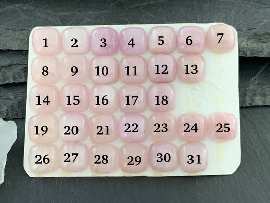 Pink Kunzite square cushion 10x10mm cabochon - Calibrated cabochons