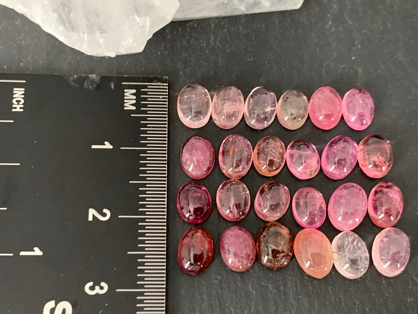 Tourmaline oval 5x7mm cabochon