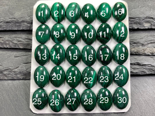 Malachite oval 10x14mm cabochon - Calibrated cabochons