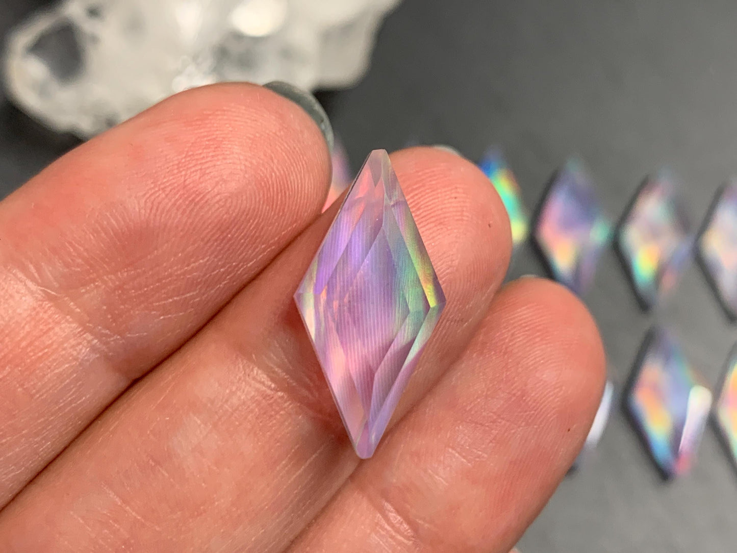 Faceted Aurora Opal rhombus 10x20mm cabochon - Doublet cabochons - man made Opal - Pink cabochon