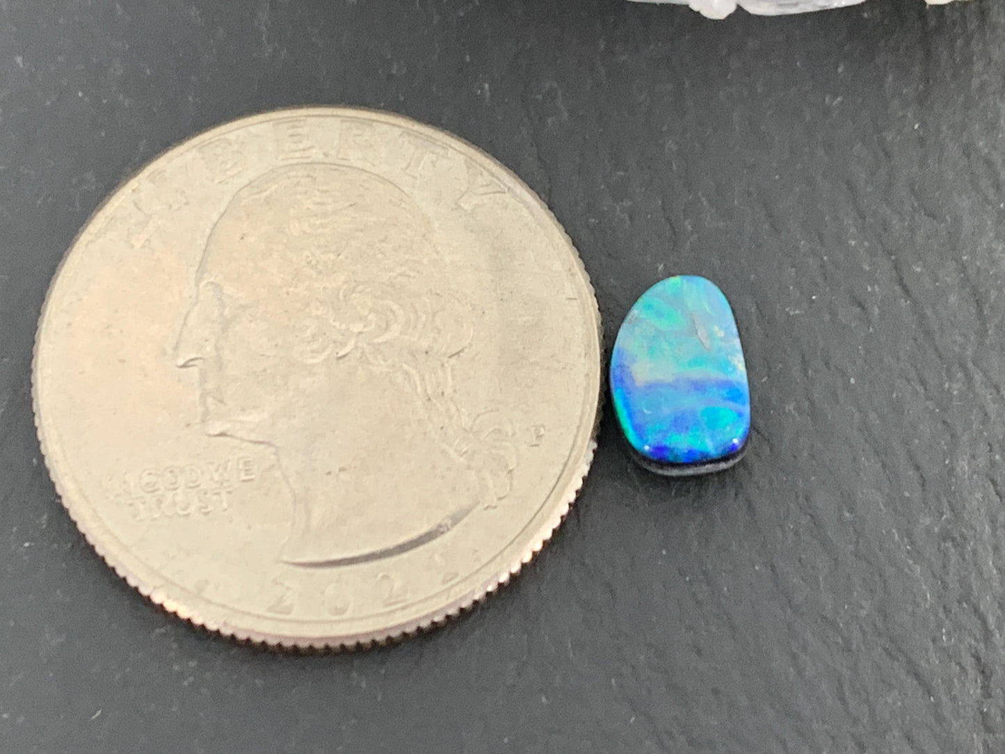Australian Opal doublet 5x8x3mm cabochon