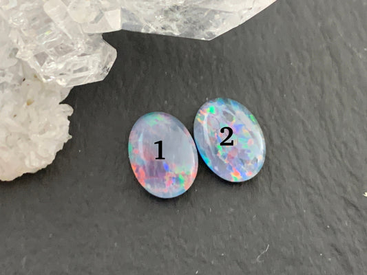 Australian Opal doublet 7x8mm cabochon