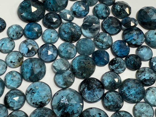 Faceted Moss Kyanite round 7-12mm cabochon