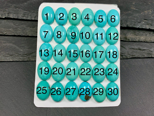 Turquoise oval 10x14mm cabochon Calibrated cabochons