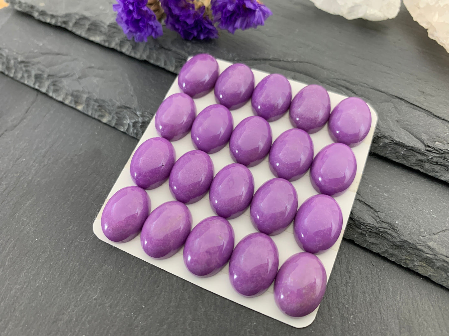 Natural Phosphosiderite Cabochon: Calibrated Oval, 12x16mm