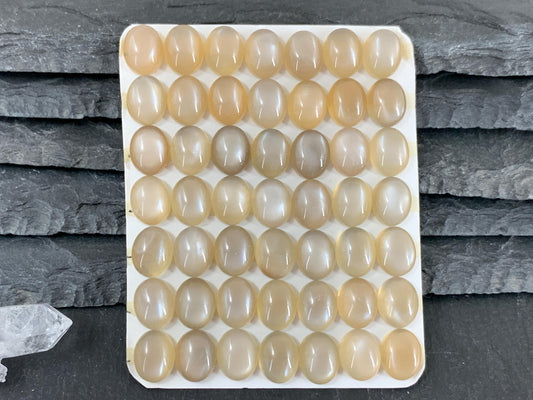 Grey Moonstone oval 8x10mm cabochon - Calibrated cabochons