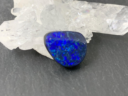 Australian Opal doublet 11x13x4mm cabochon