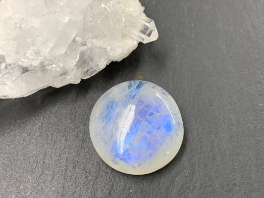 Rainbow Moonstone round 18x18x7mm cabochon