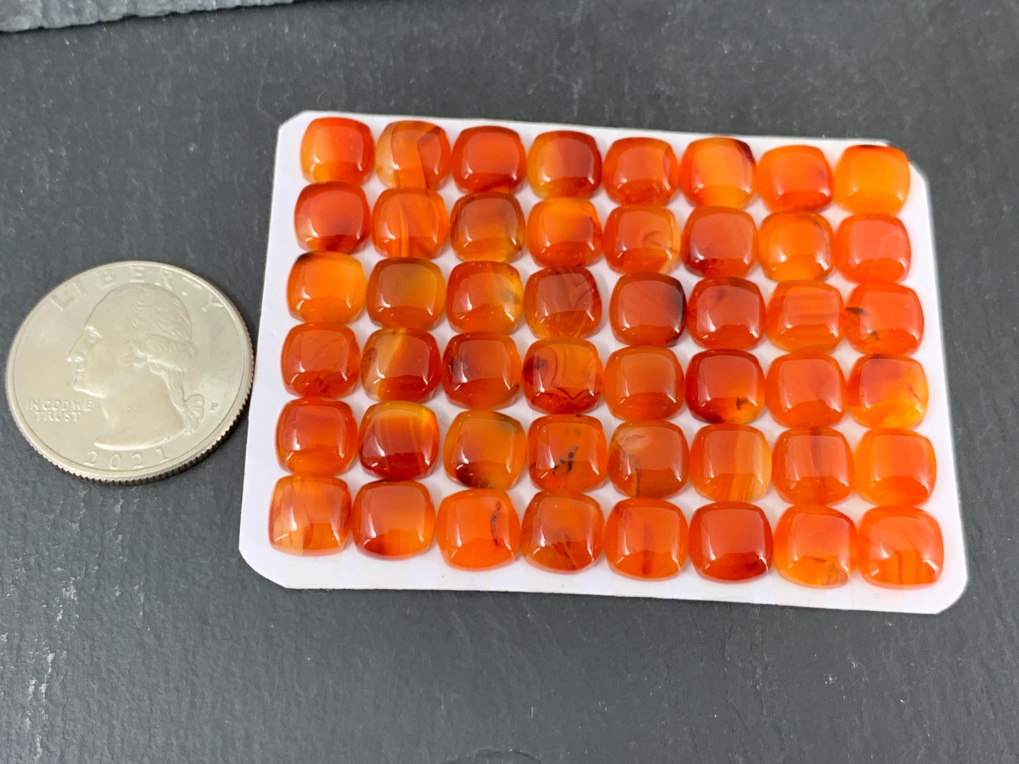 Carnelian square cushion 8mm cabochon - Calibrated cabochons