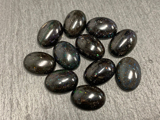 Black Andamooka Opal oval 10x14mm cabochon - Matrix Australian Opal