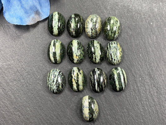 Green Zebra Jasper oval 10x14mm cabochon - Calibrated cabochons