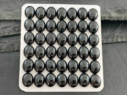 Black Spinel oval 8x10mm cabochon - Calibrated cabochons