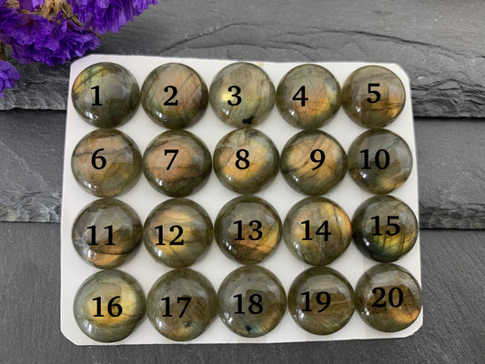Labradorite round 15mm cabochon - Calibrated cabochons